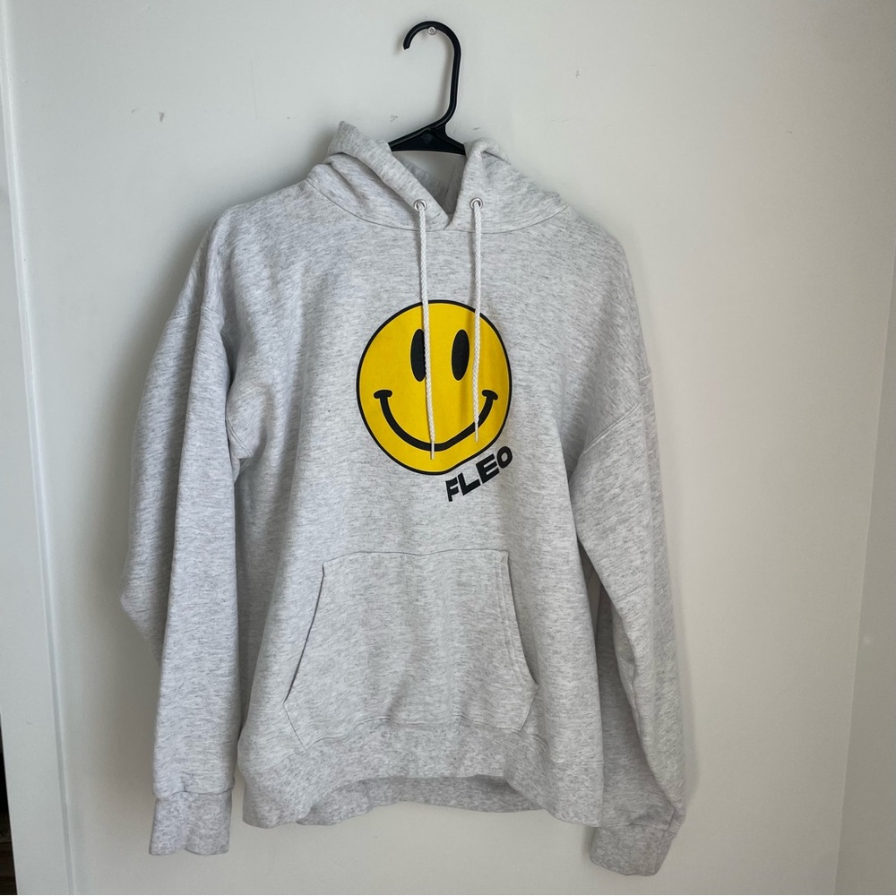Fleo Gray Hoodie with Yellow Smiley Face